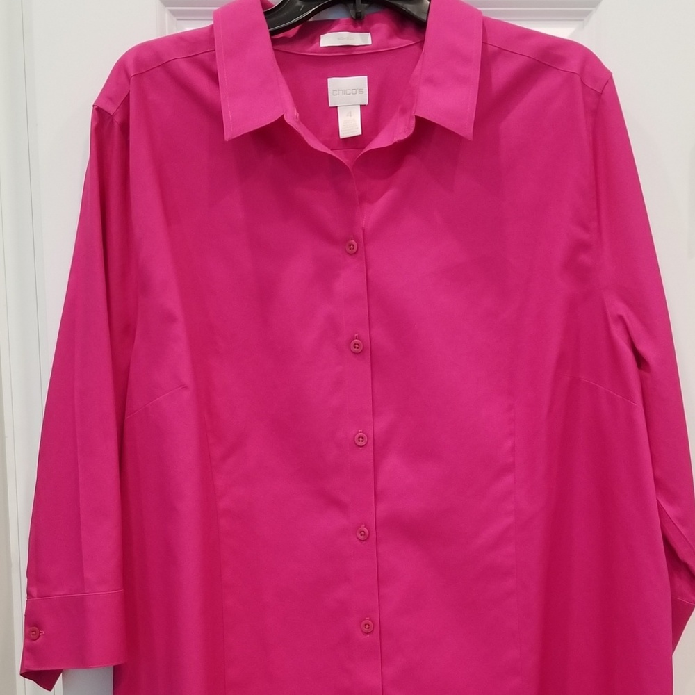Chico's Fusia No Iron Blouse. Size 4 (20) NWOT